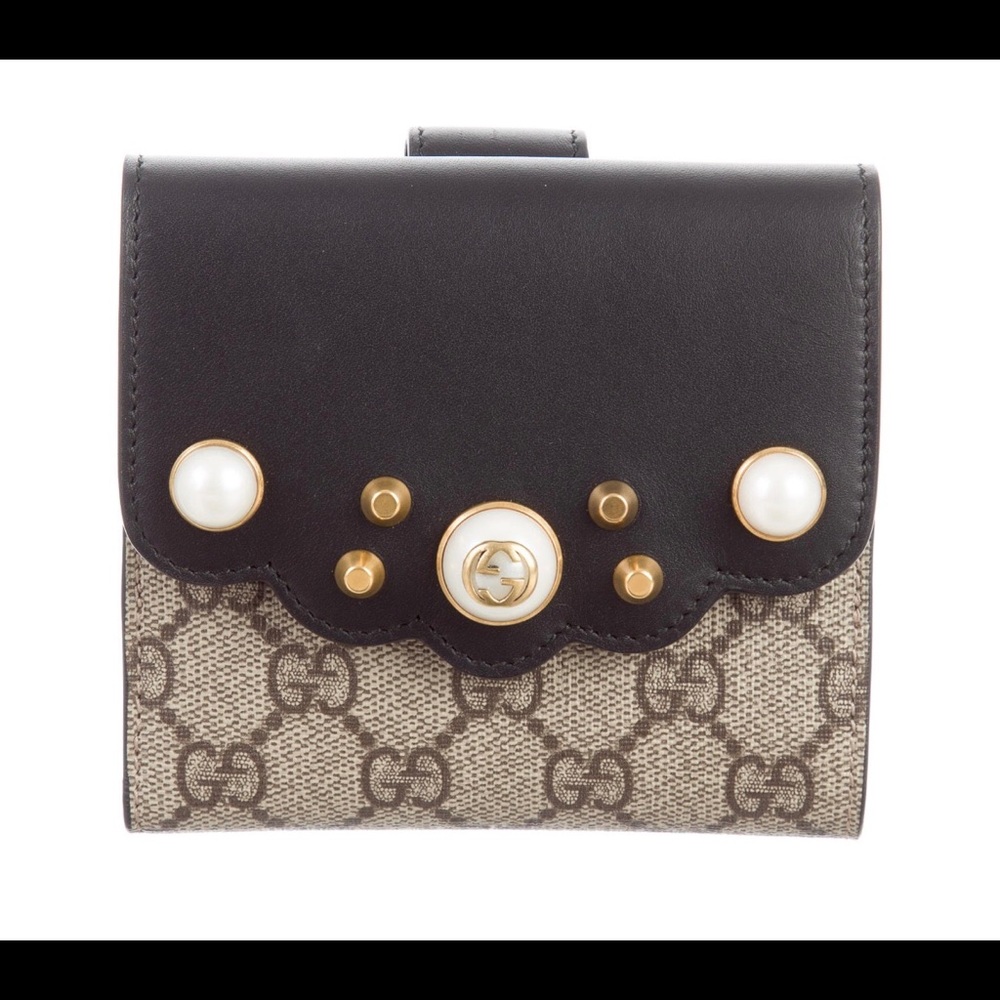 NWOT Authentic 2017 GG Peony French Wallet